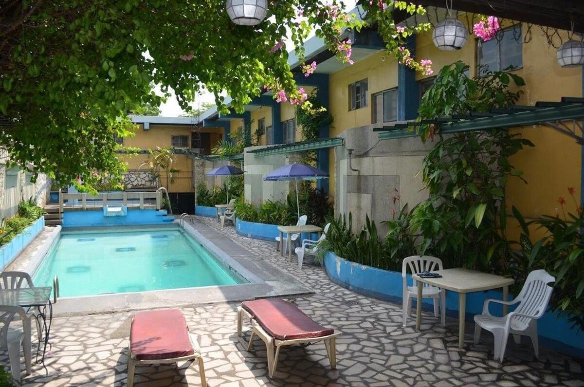 2 Hotel Saleh Angeles Dış mekan fotoğraf