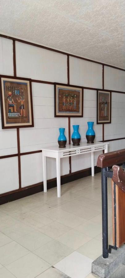 2 Hotel Saleh Angeles Dış mekan fotoğraf